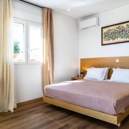 Anthodesmi Villa *