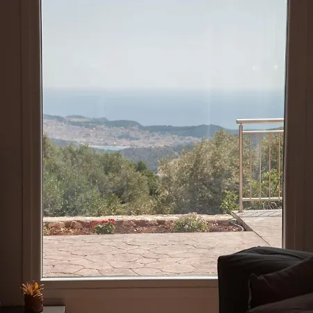 Villa Anthodesmi *